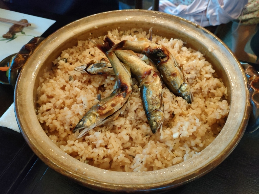 鮎ご飯