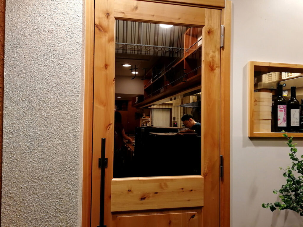 お店の外観