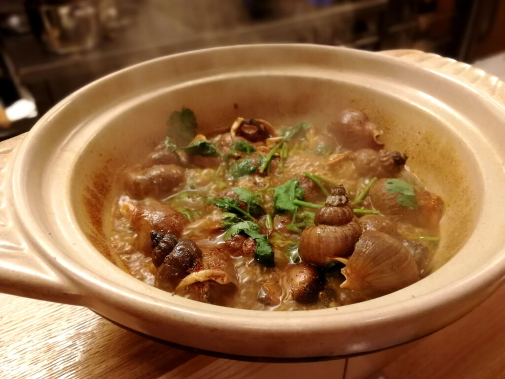 磯つぶ貝は紹興酒と米酒煮