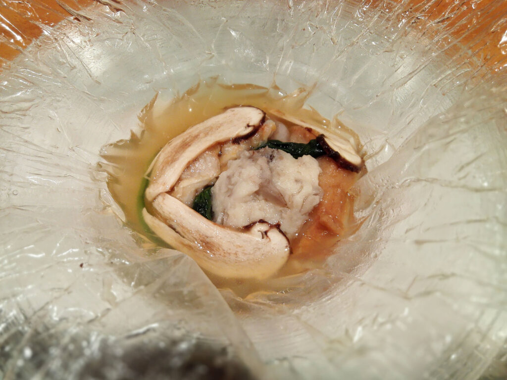 岩手松茸と甘鯛包み蒸し