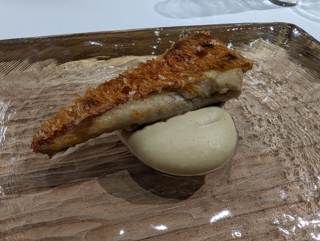 鯛ノ浦産キンメ鱗焼き
