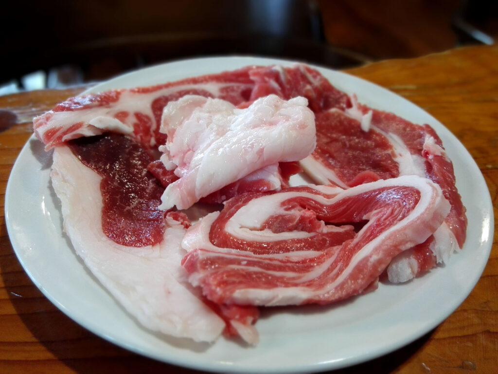 ひつじやの肉