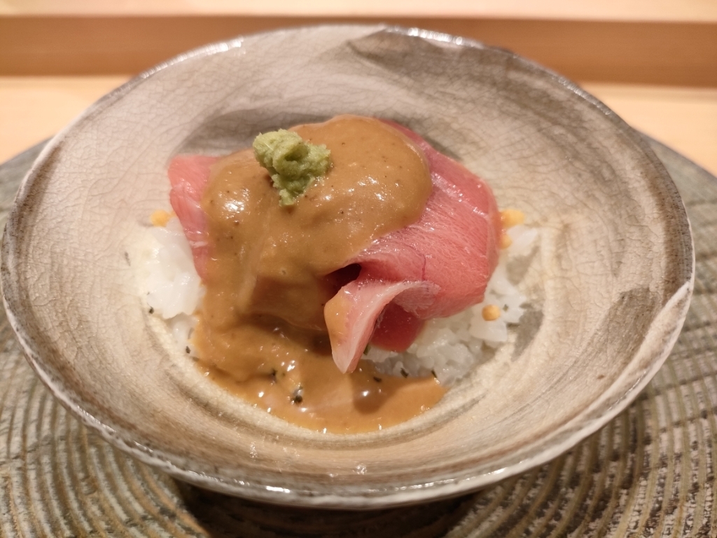 稲葉、本マグロ丼